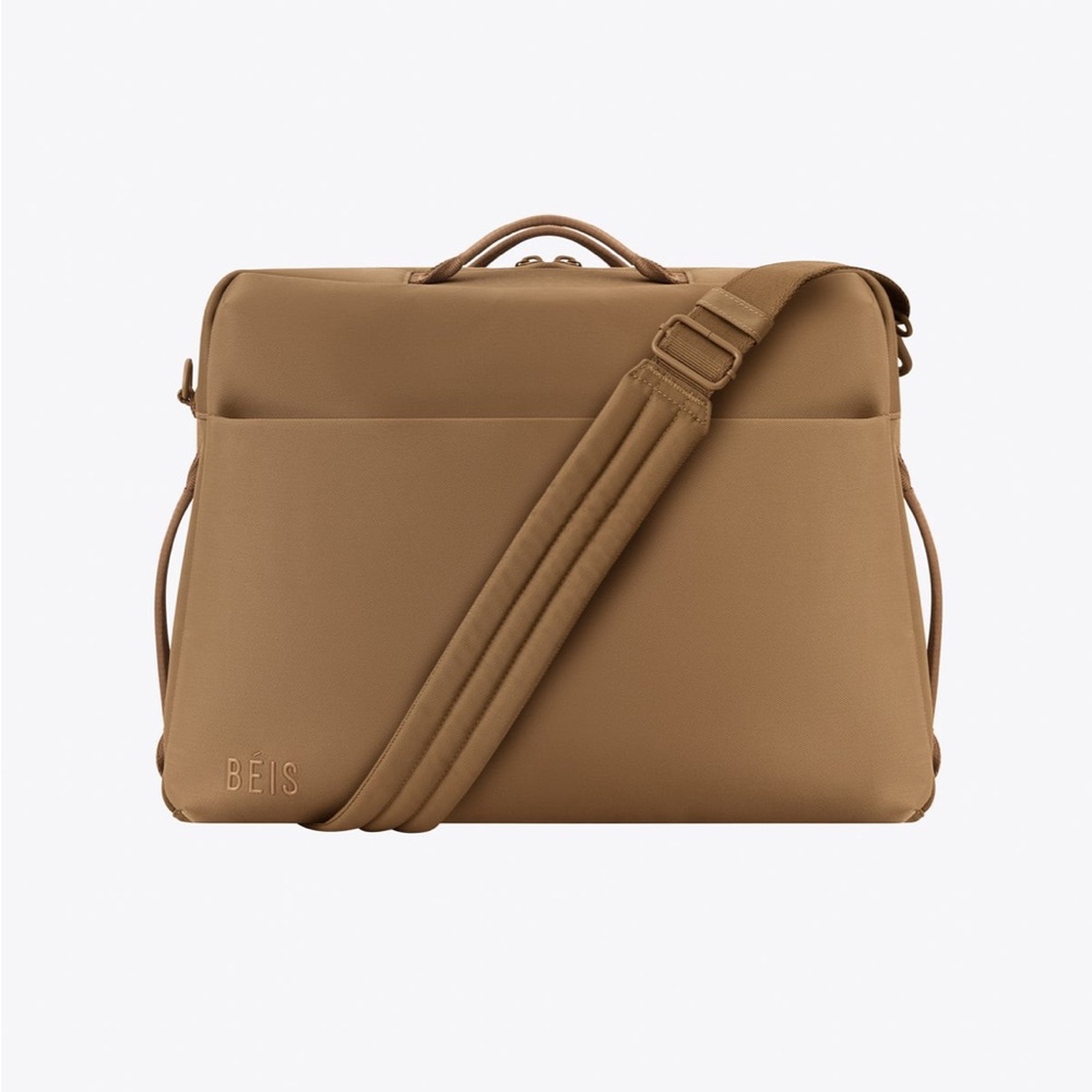 Beis The Ultimate Travel Duffle in Camel NEW